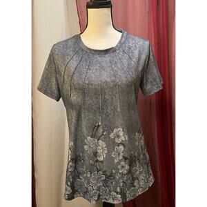 Women's Loose Fitting Gray Floral Tee, Size small
